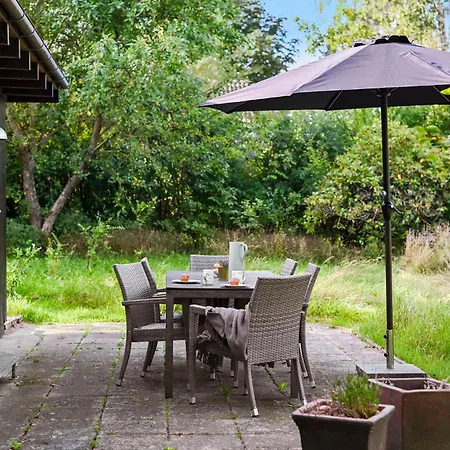 2 Bedroom Cozy In Hyllinge *