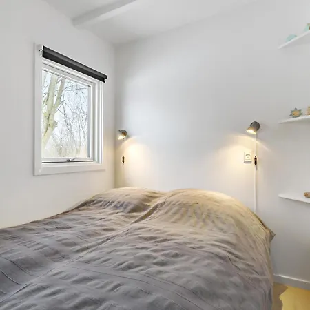 Holiday home 2 Bedroom Cozy In Hyllinge Kirke-Hyllinge