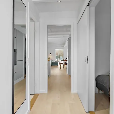 2 Bedroom Cozy In Hyllinge * Kirke-Hyllinge